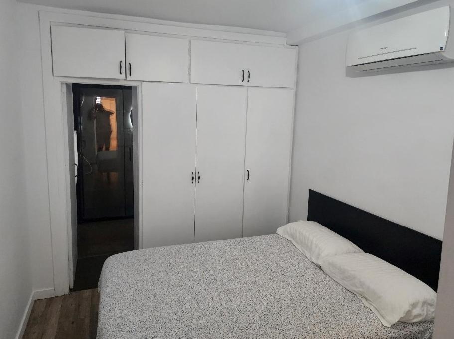 Apartamento En La Rambla Centro Alicante C Kültér fotó